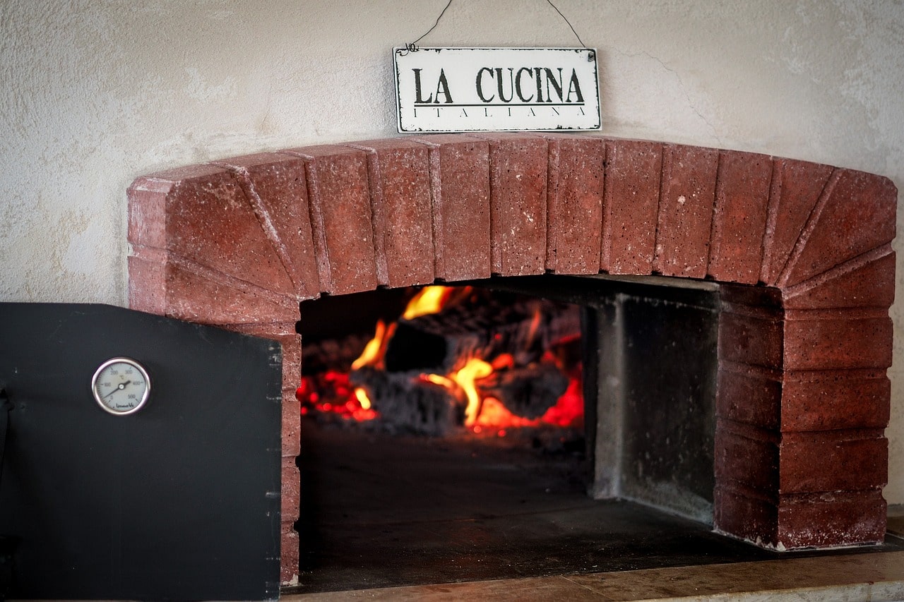 High-Quality Pizza Ovens and Grills Available in Des Plaines, IL Premium Pizza Ovens and Grills in Des Plaines, Illinois